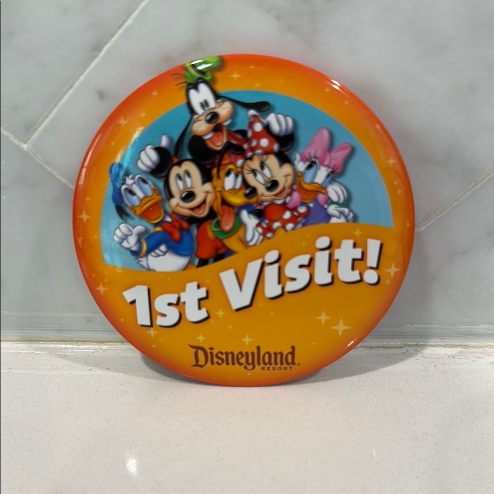 Disneyland Resort 1st Visit Button